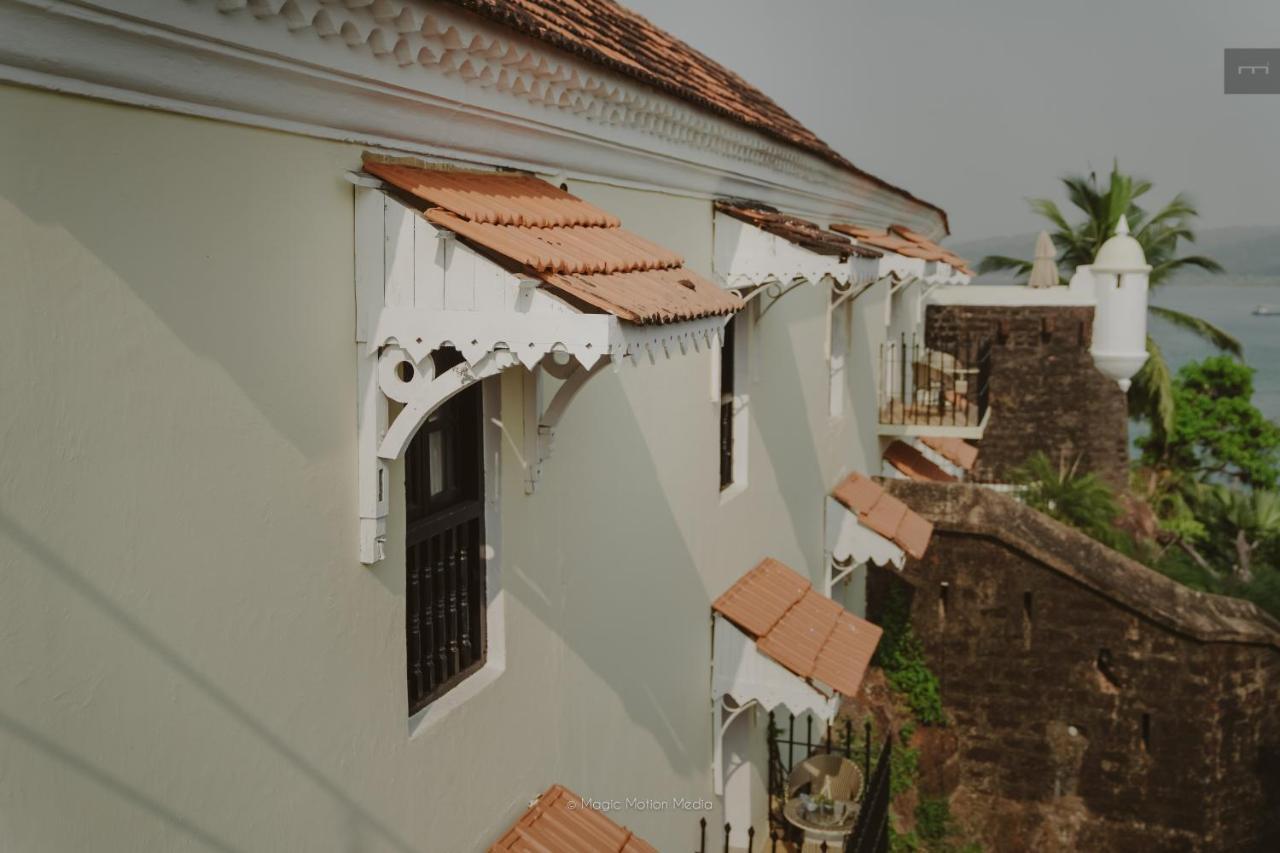 Fort Tiracol Heritage Hotel Arambol Exteriör bild