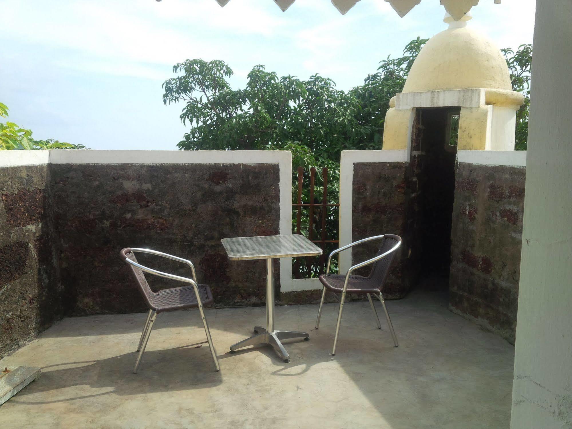 Fort Tiracol Heritage Hotel Arambol Exteriör bild